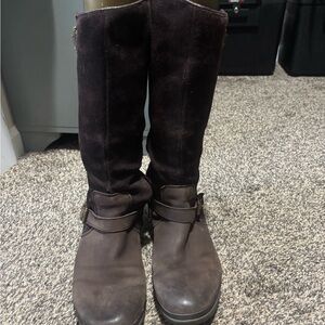 UGG Brown Winter Boots with Cream Lining